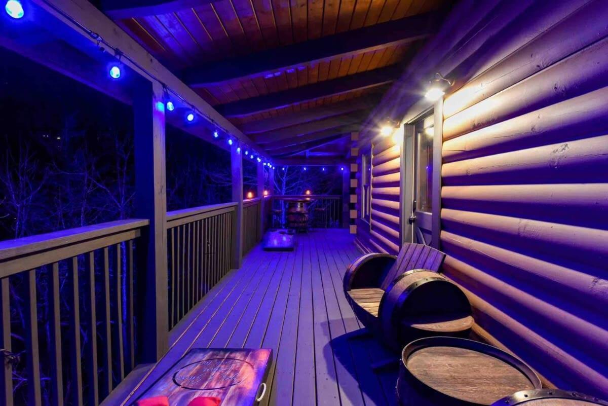 Ryes And Shine Bootlegger'S Cabin! Hot Tub* Pool* Arcade* Billiards *Ev * Pet Friendly Sevierville Kültér fotó