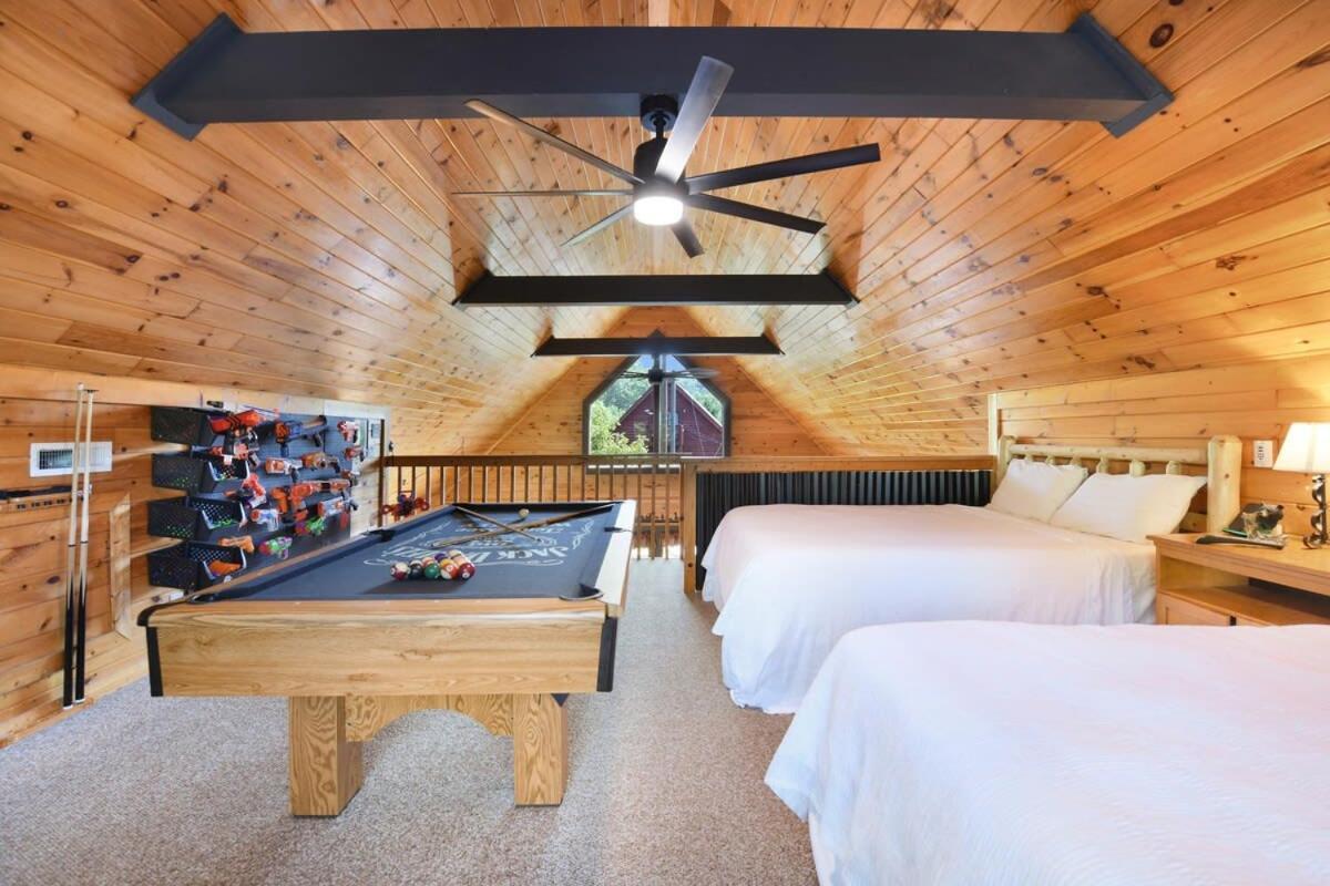 Ryes And Shine Bootlegger'S Cabin! Hot Tub* Pool* Arcade* Billiards *Ev * Pet Friendly Sevierville Kültér fotó