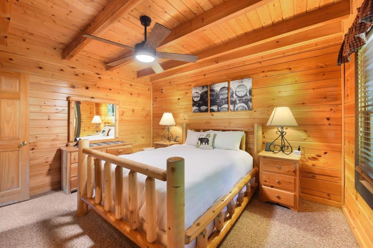 Ryes And Shine Bootlegger'S Cabin! Hot Tub* Pool* Arcade* Billiards *Ev * Pet Friendly Sevierville Kültér fotó
